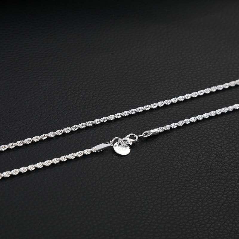 Romantic Silver Necklace for Special Moments
