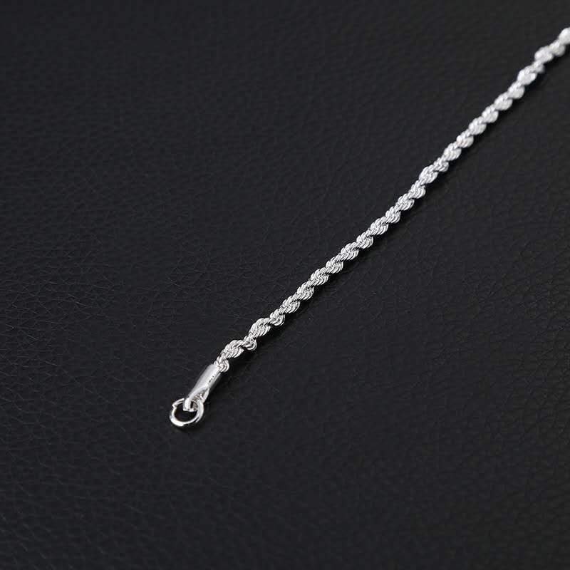 Romantic Silver Necklace for Special Moments