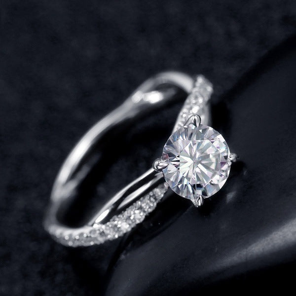 Charming Gold Ring for Any Occasion
