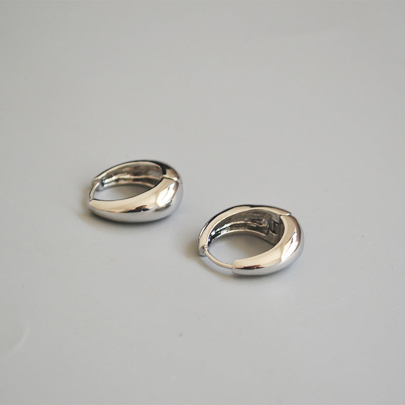 Stunning Gold Earring for Daily Wear