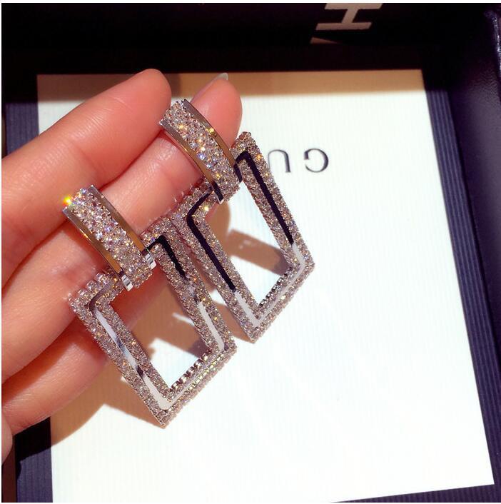 Stunning Earring for Daily Wear