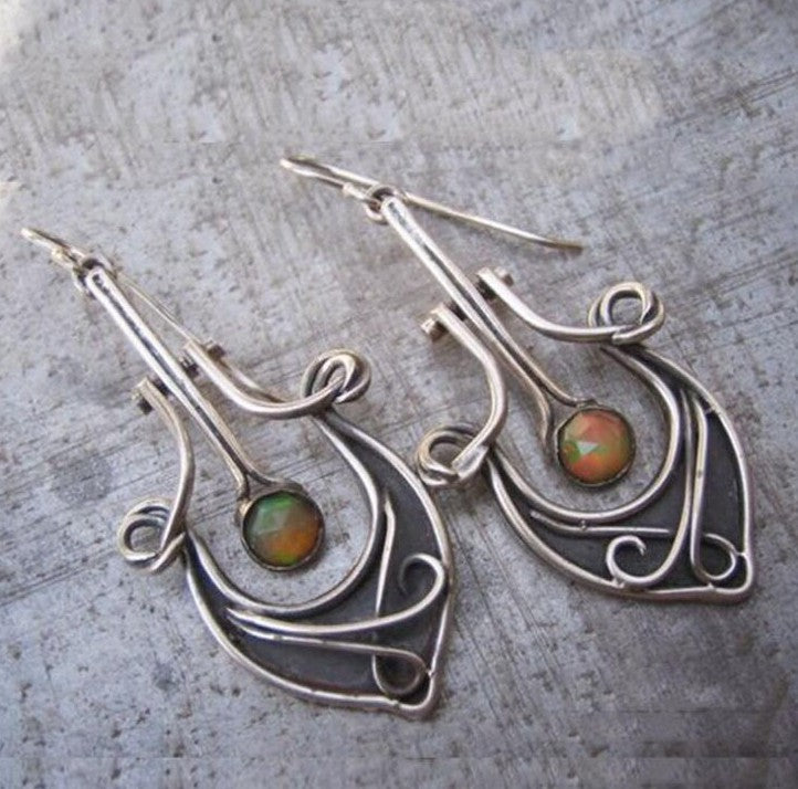 Vintage Handmade Earring