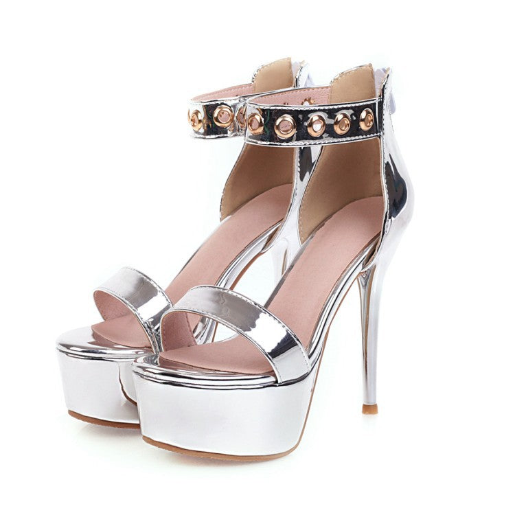 Graceful Orthopedic Sandals for Modern Look