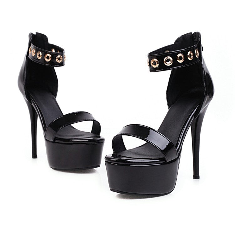 Graceful Orthopedic Sandals for Modern Look