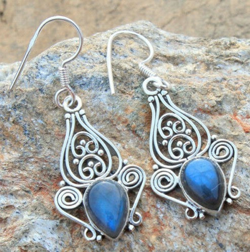 Vintage Handmade Earring