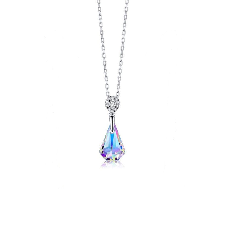 Charming Pendant for Any Occasion
