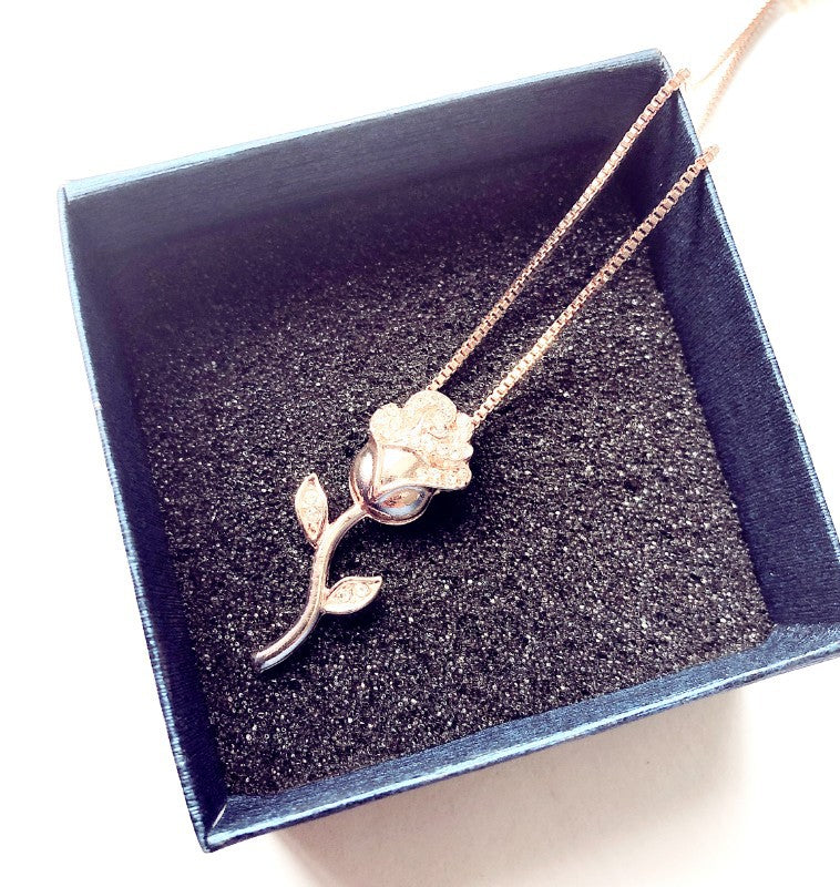 Stunning Necklace for Daily Wear