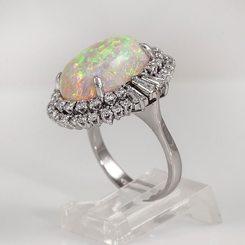 Classic Silver Ring with Timeless Appeal