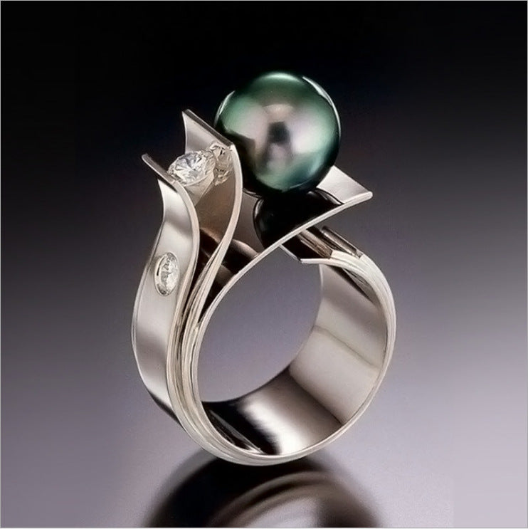 Beautiful Pearl Ring with Unique Style