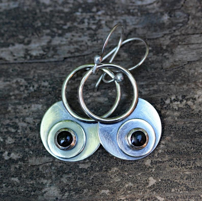 Charming Earring for Any Occasion