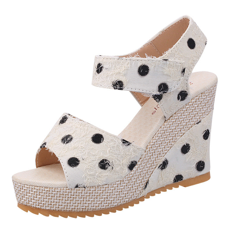 Beautifully Crafted Orthopedic Sandals
