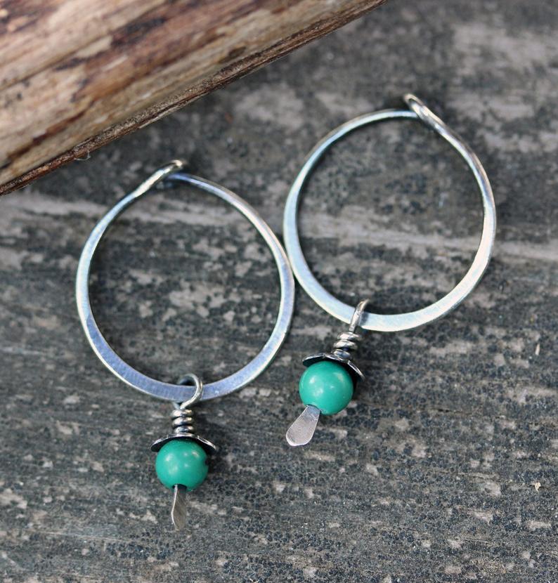 Charming Silver Earring for Any Occasion