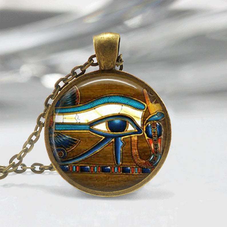 Classic Necklace with Timeless Appeal