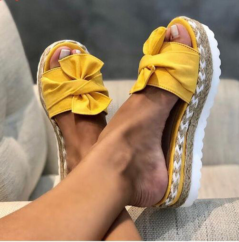 Chic Orthopedic Sandals with Unique Design