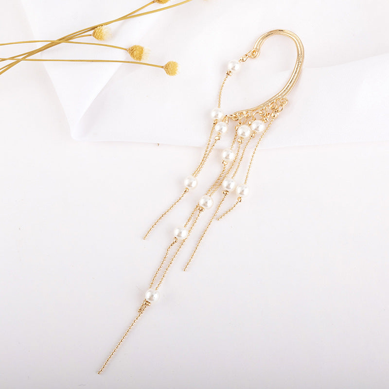 Classic Pearl Earring with Timeless Appeal