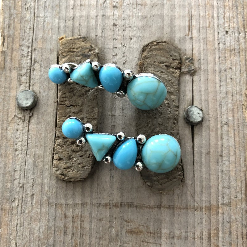 Romantic Silver Earring for Special Moments