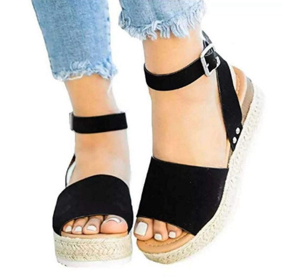 Graceful Orthopedic Sandals for Modern Look