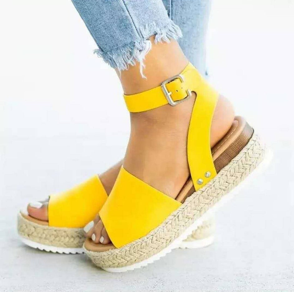 Graceful Orthopedic Sandals for Modern Look