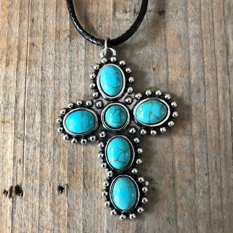 Romantic Silver Necklace for Special Moments