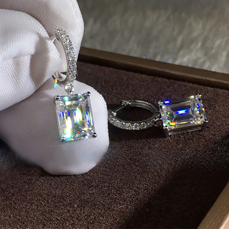 Elegant Earring for Every Occasion