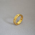 Classic Gold Ring with Timeless Appeal