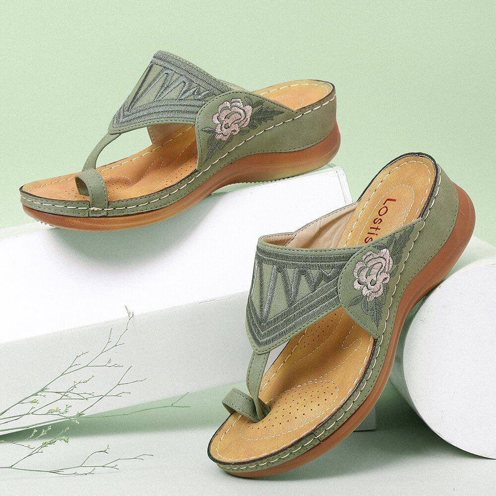 Graceful Orthopedic Shoes for Modern Look