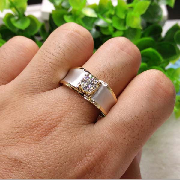Romantic Gold Ring for Special Moments