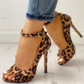 Chic Orthopedic Sandals with Unique Design