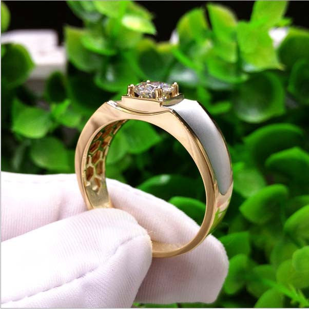 Romantic Gold Ring for Special Moments