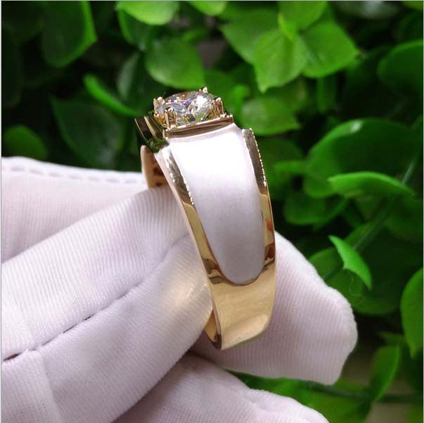 Romantic Gold Ring for Special Moments
