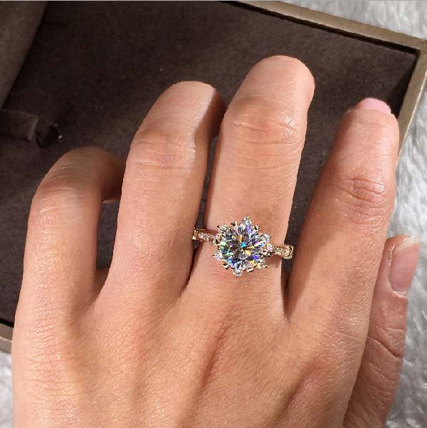 Elegant Gold Ring for Every Occasion