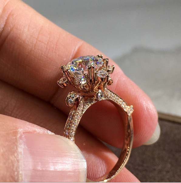 Elegant Gold Ring for Every Occasion