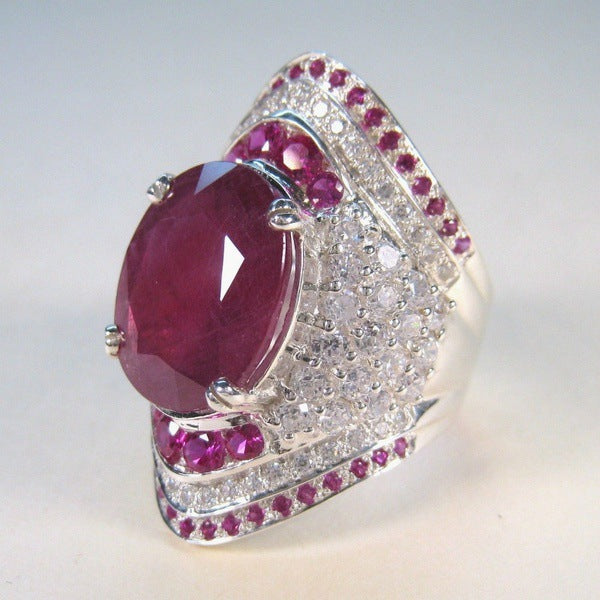 Classic Ring with Timeless Appeal