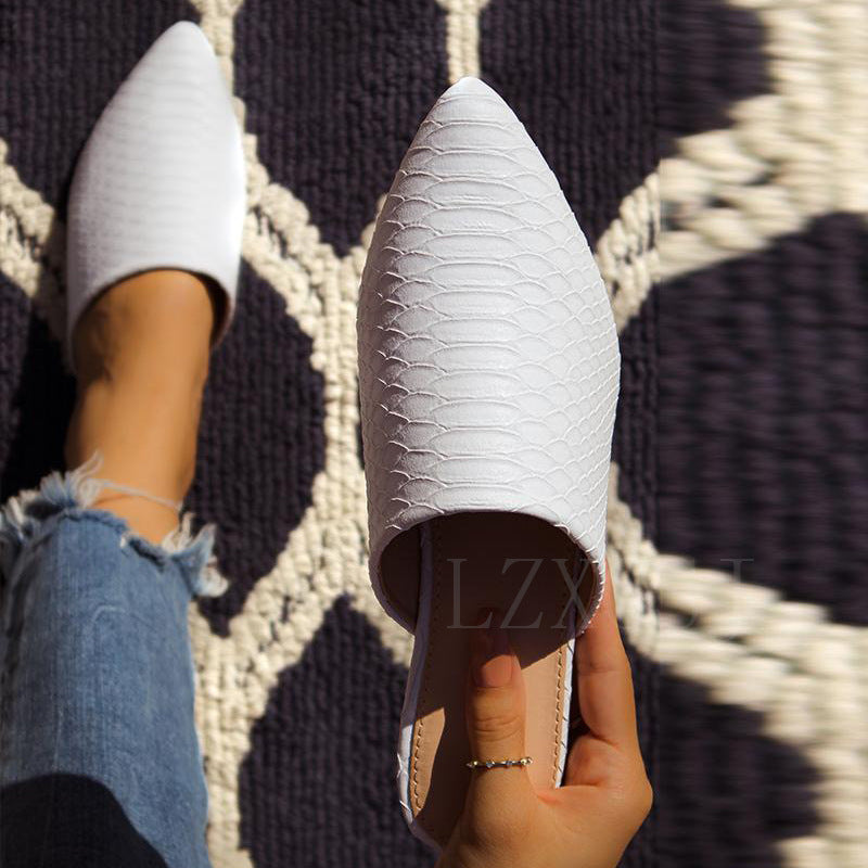Graceful Orthopedic Sandals for Modern Look