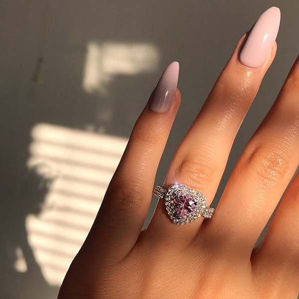 Charming Gold Ring for Any Occasion