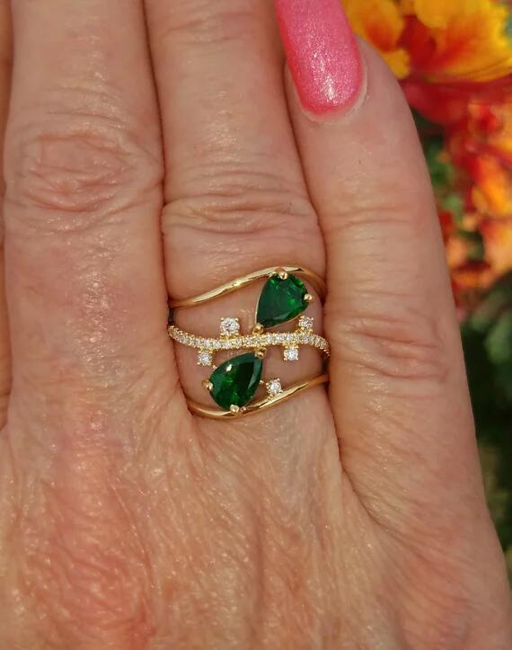 Stunning Gold Ring for Daily Wear