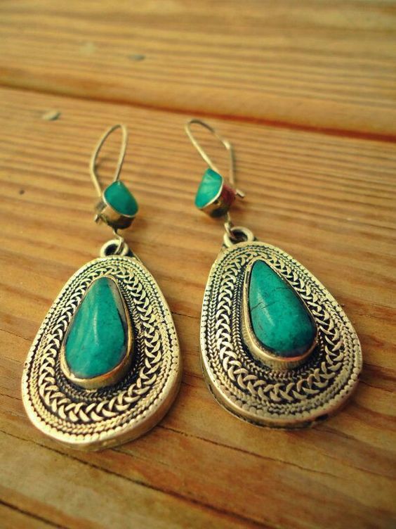 Charming Earring for Any Occasion