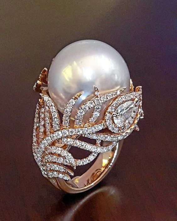 Romantic Pearl Ring for Special Moments