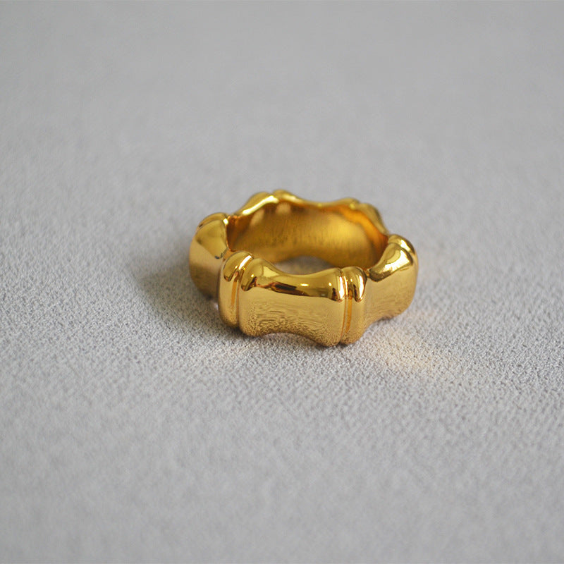 Charming Gold Ring for Any Occasion