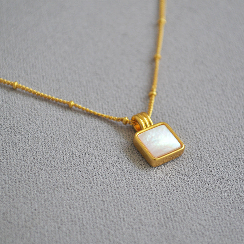 Elegant Gold Necklace for Every Occasion