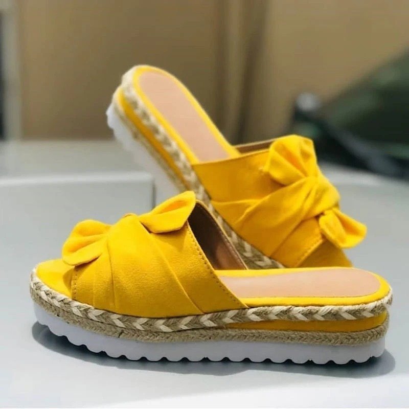 Graceful Orthopedic Sandals for Modern Look