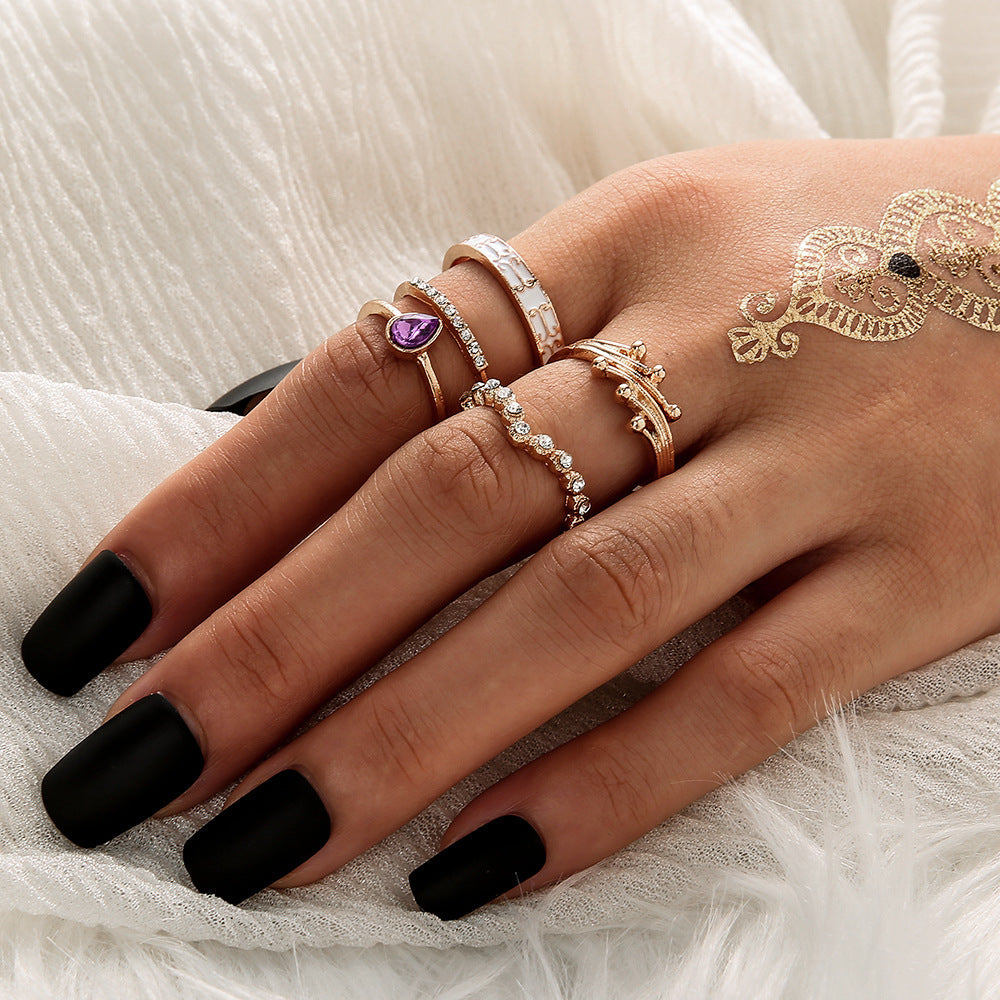 Beautiful Set with Unique Style
