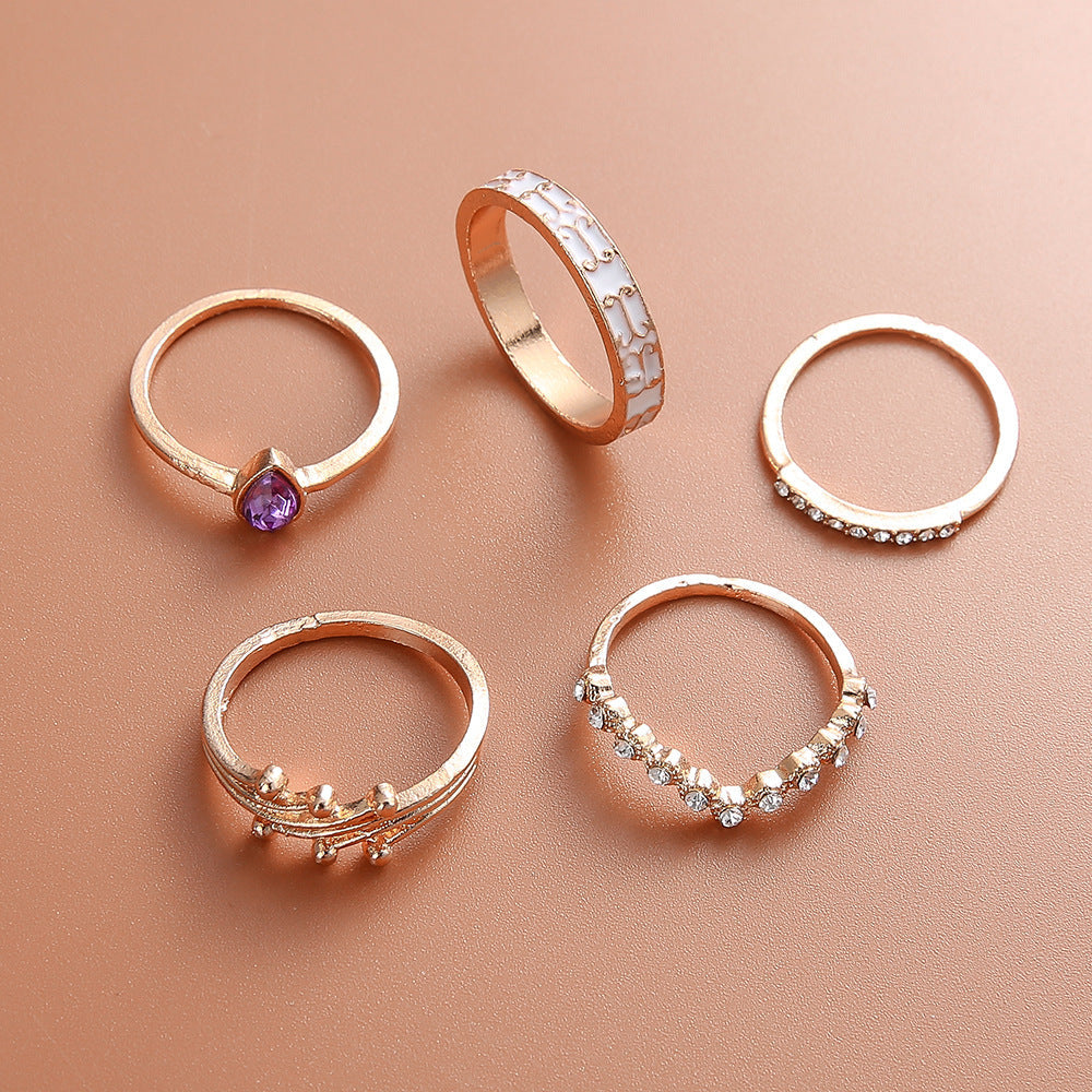 Beautiful Set with Unique Style