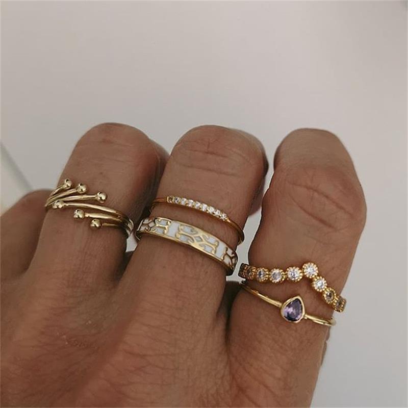 Beautiful Set with Unique Style