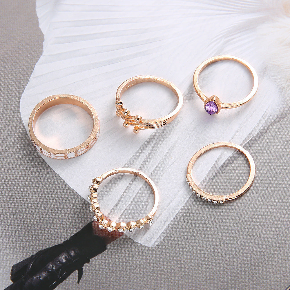Beautiful Set with Unique Style