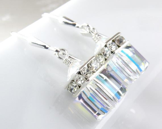 Charming Pearl Earring for Any Occasion