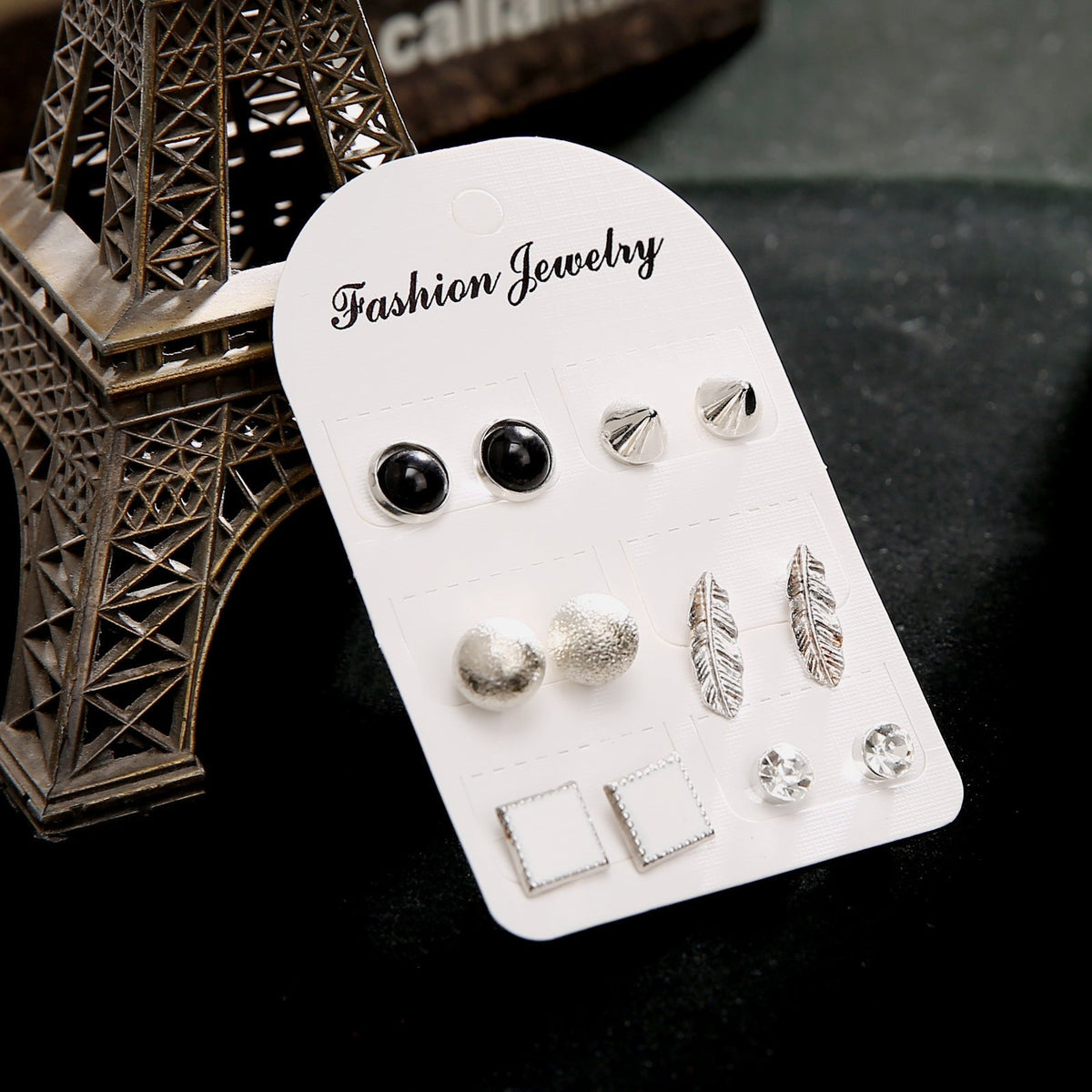 Stunning Earring for Daily Wear