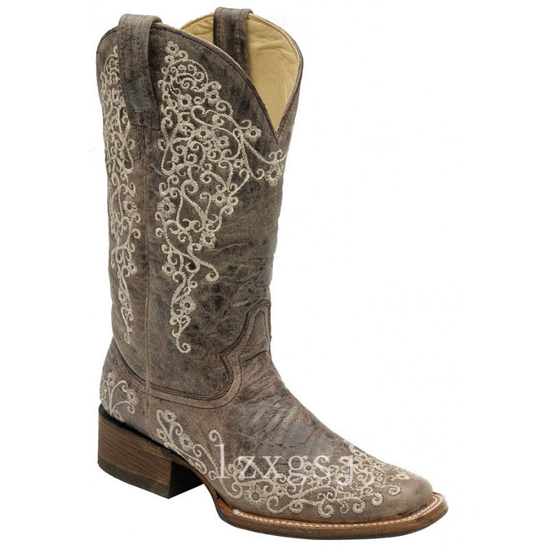 Graceful Orthopedic Boots for Modern Look