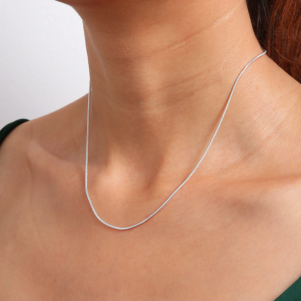 Charming Silver Necklace for Any Occasion