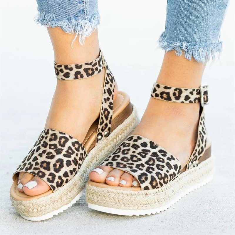 Beautifully Crafted Orthopedic Sandals
